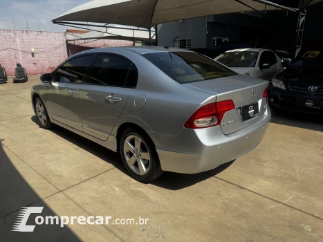 Civic 1.8 16V 4P LXS AUTOMÁTICO