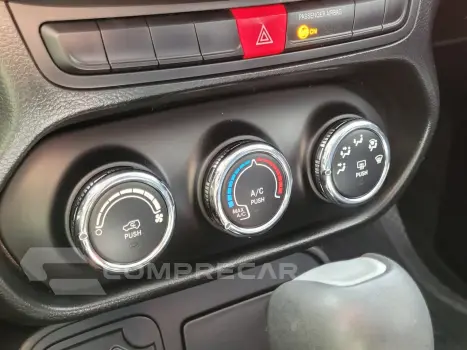 Renegade 1.8 4x2 Flex 16V Aut.