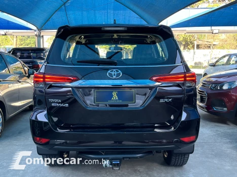 HILUX SW4 2.8 D-4d Turbo SRX 7L 4X4