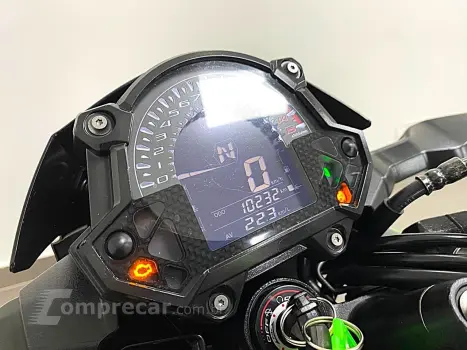 KAWASAKI Z400