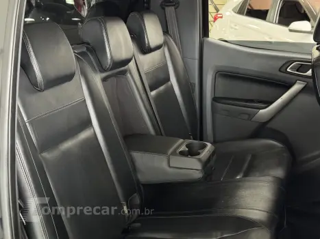 Ranger 3.2 20V CABINE DUPLA 4X4 LIMITED TURBO DIESEL AUTOMÁT