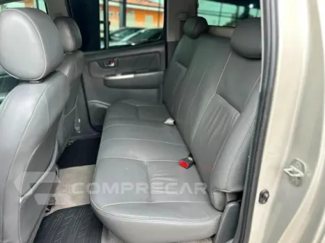 HILUX CD4X4 SRV