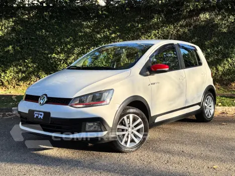 Volkswagen FOX 1.6 MI Pepper 16V 4 portas