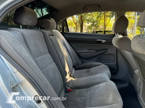CIVIC - 1.8 LXS 16V 4P MANUAL