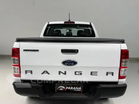 RANGER 3.2 XL 4X4 CD 20V DIESEL 4P AUTOMÁTICO