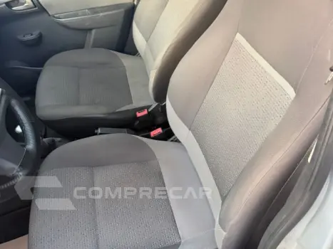 CELTA - 1.0 MPFI LT 8V 4P MANUAL
