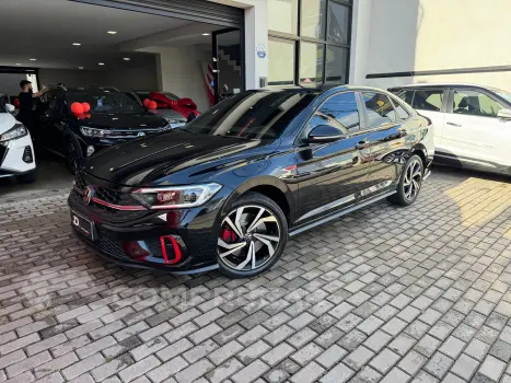 Volkswagen JETTA 2.0 TFSI GLI 4 portas