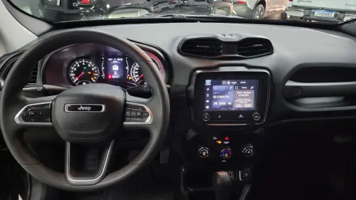 Renegade Sport T270 1.3 TB 4x2 Flex Aut.