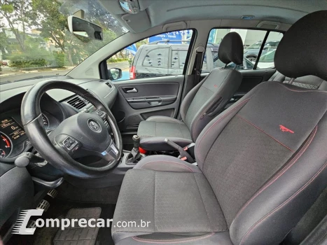 CROSSFOX 1.6 MI FLEX 8V 4P MANUAL