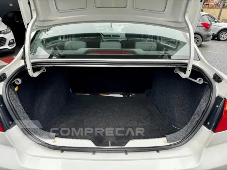 VOYAGE 1.0 12V MPI TOTALFLEX 4P MANUAL