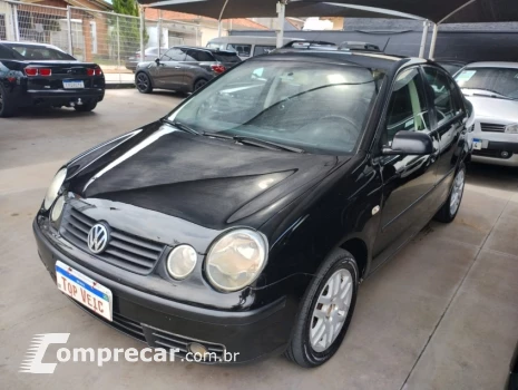 Volkswagen POLO SEDAN 1.6 8V 4 portas