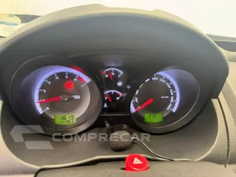 FIESTA 1.6 SE SEDAN 8V FLEX 4P MANUAL