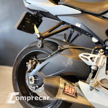 GSX-R 750 W SRAD