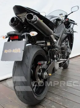YAMAHA YZF R1