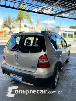 LIVINA 1.8 SL 16V