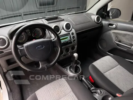 FIESTA 1.6 ROCAM SEDAN 8V FLEX 4P MANUAL