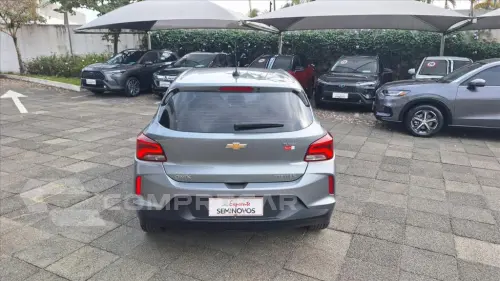 ONIX 1.0 TURBO FLEX PLUS PREMIER AUTOMÁTICO