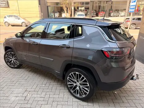 COMPASS 1.3 T270 Turbo Limited