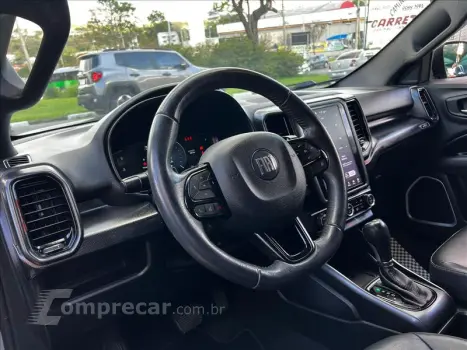 TORO 2.0 16V Turbo Ultra 4WD