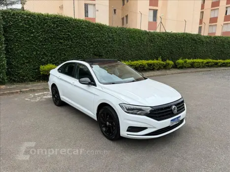 Volkswagen JETTA 1.4 250 TSI Comfortline 4 portas