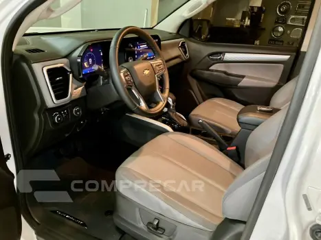 S10 2.8 16V LTZ CABINE DUPLA 4X4 TURBO DIESEL AUTOMÁTICO
