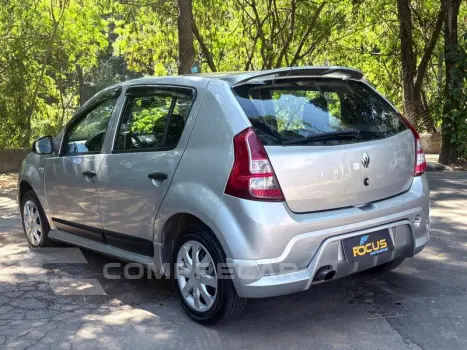 SANDERO EXP 16
