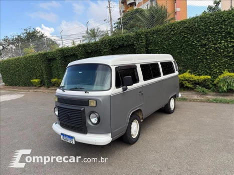 Volkswagen KOMBI 1.4 MI STD 8V 4 portas