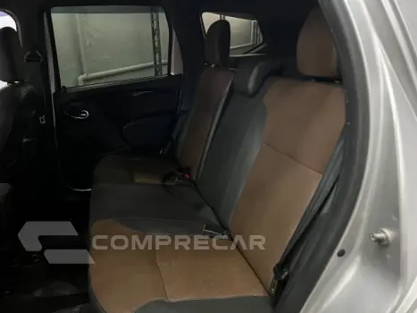 DUSTER - 2.0 DYNAMIQUE 4X2 16V 4P AUTOMÁTICO