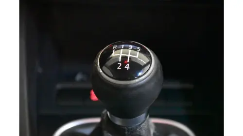 JETTA - 2.0 COMFORTLINE 4P MANUAL