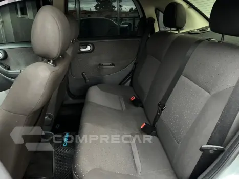 CORSA 1.4 MPFI PREMIUM SEDAN 8V FLEX 4P MANUAL