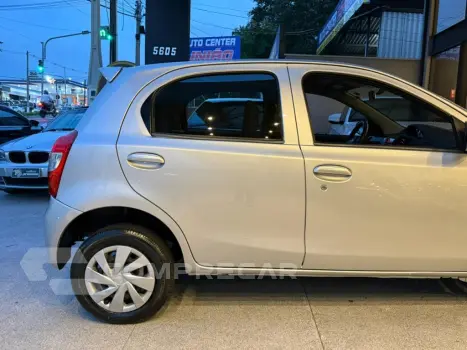 ETIOS 1.3 XS 16V FLEX 4P MANUAL