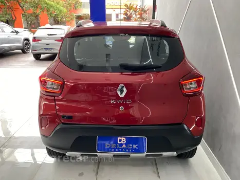 Kwid KWID OUTSIDER 1.0 Flex 12V 5p Mec.