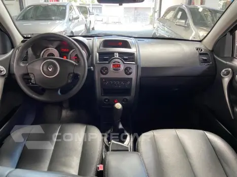 MEGANE SEDAN DYNAMIQUE 1.6 16V 4P