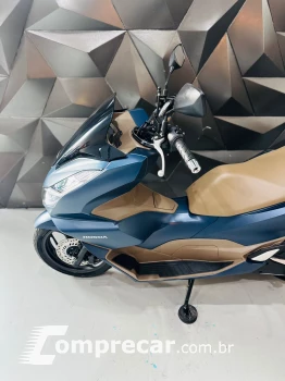 pcx 160 dlx