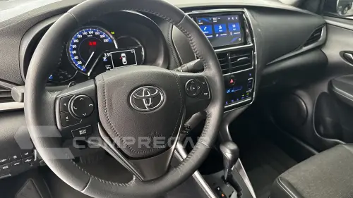 YARIS 1.5 16V FLEX SEDAN XS CONNECT MULTIDRIVE
