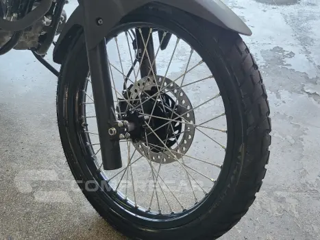 XRE 300 SAHARA
