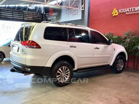 PAJERO 3.5 HPE 4X4 7 LUGARES V6 24V FLEX 4P AUTOMÁTICO