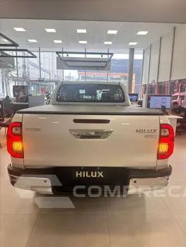 HILUX 2.8 D-4d Turbo CD SRX 4X4