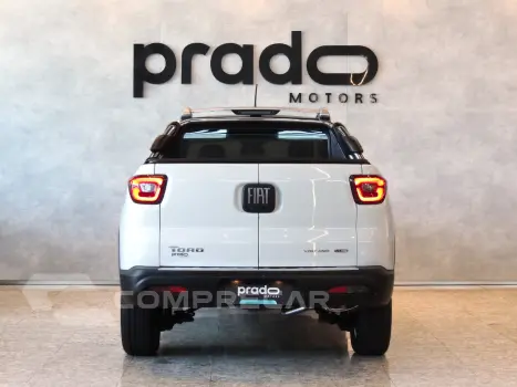 TORO 2.0 16V Turbo Volcano 4WD AT9