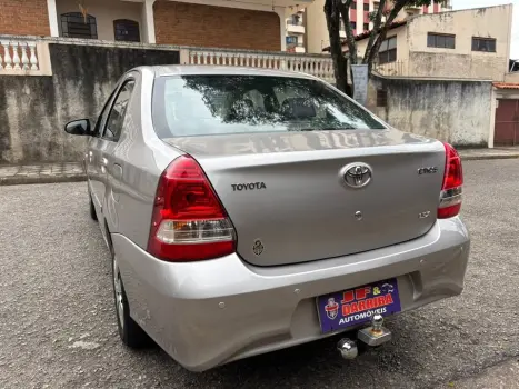 ETIOS 1.5 X Sedan 16V