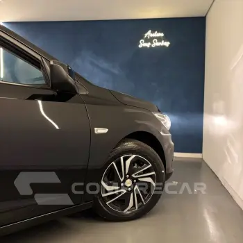 ONIX SEDAN Plus LT 1.0 12V Flex 4p Mec.