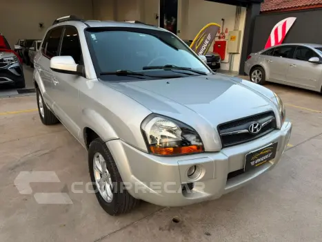 Tucson 2.0 Mpfi Gls 16V 143Cv 2Wd Flex 4P Automático