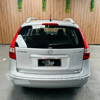 I30 CW 2.0 MPFI GLS 16V