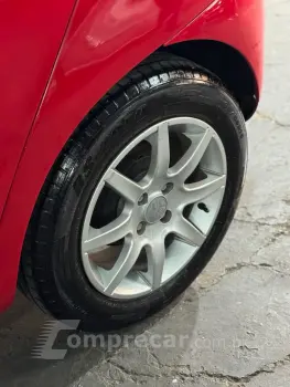 Fox City 1.0 Mi/ 1.0Mi Total Flex 8V 5p