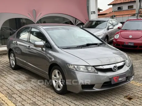 CIVIC - 1.8 LXS 16V 4P AUTOMÁTICO