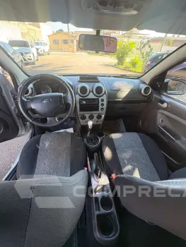 FIESTA 1.6 MPI Class Hatch 8V