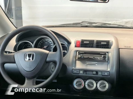 FIT - 1.4 LXL 8V 4P MANUAL