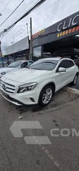 Mercedes-Benz GLA 200 1.6 CGI Style 16V Turbo 4 portas
