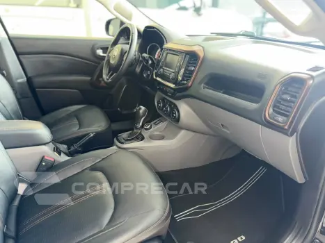 TORO 2.0 16V Turbo Volcano 4WD AT9