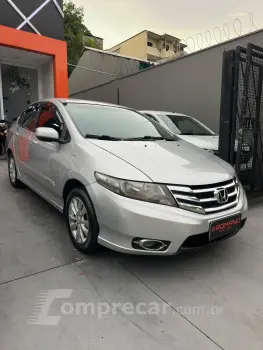 CITY 1.5 DX Sedan 16V
